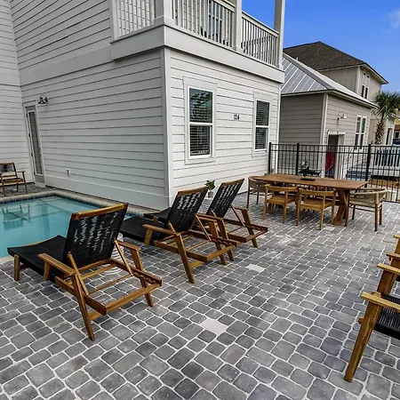 Poolside Paradise
